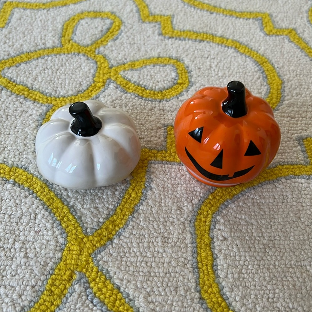 Rae Dunn Mug and Canister Toppers